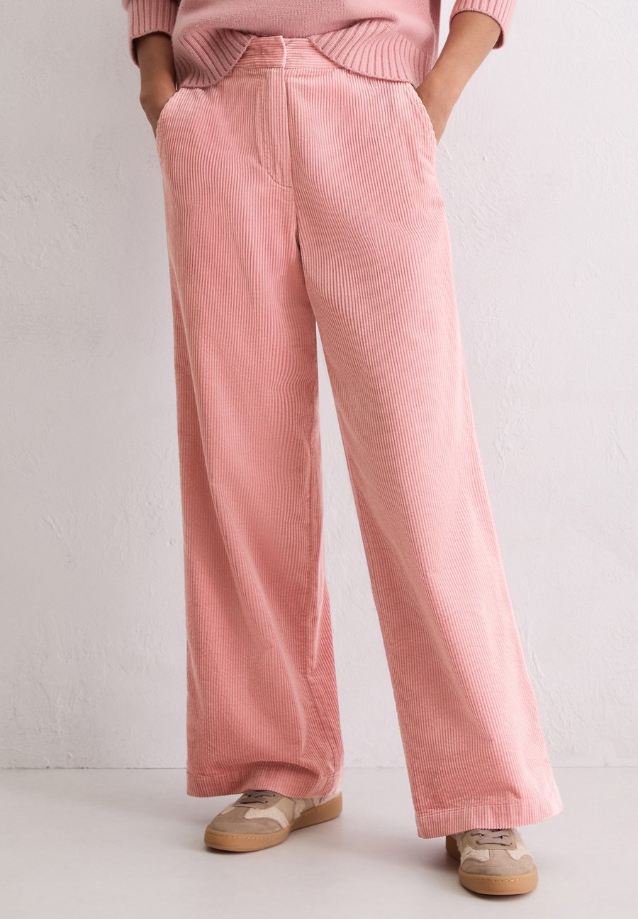 Брюки Marc O'Polo WIDE-LEG TAILORED WAISTBAND FRENCH POCKETS PATCH POCKETS, Natural Rose/Pink
Брюки Marc O'Polo WIDE-LEG TAILORED WAISTBAND FRENCH POCKETS PATCH POCKETS, Natural Rose/Pink