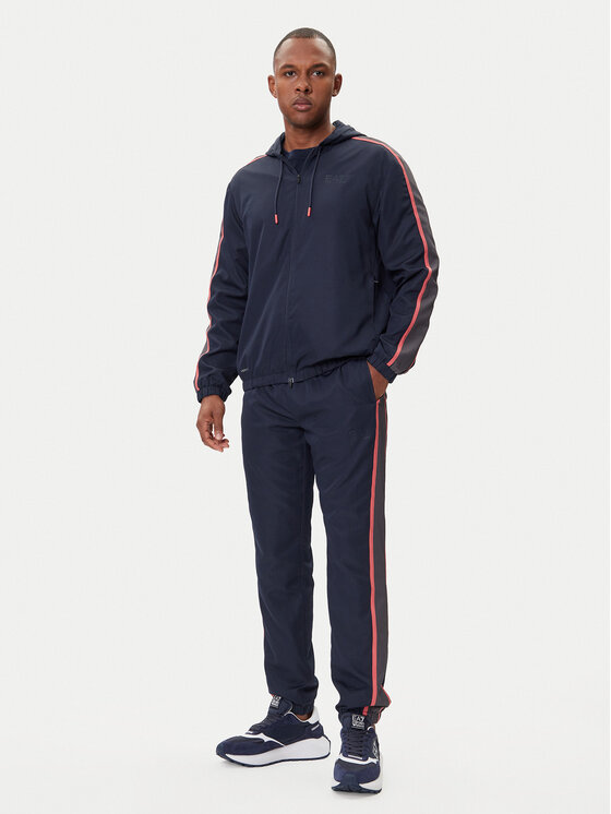 Спортивный костюм regular fit 7M000643 AF16072 UB102 Ea7 Emporio Armani, синий
Спортивный костюм regular fit 7M000643 AF16072 UB102 Ea7 Emporio Armani, синий