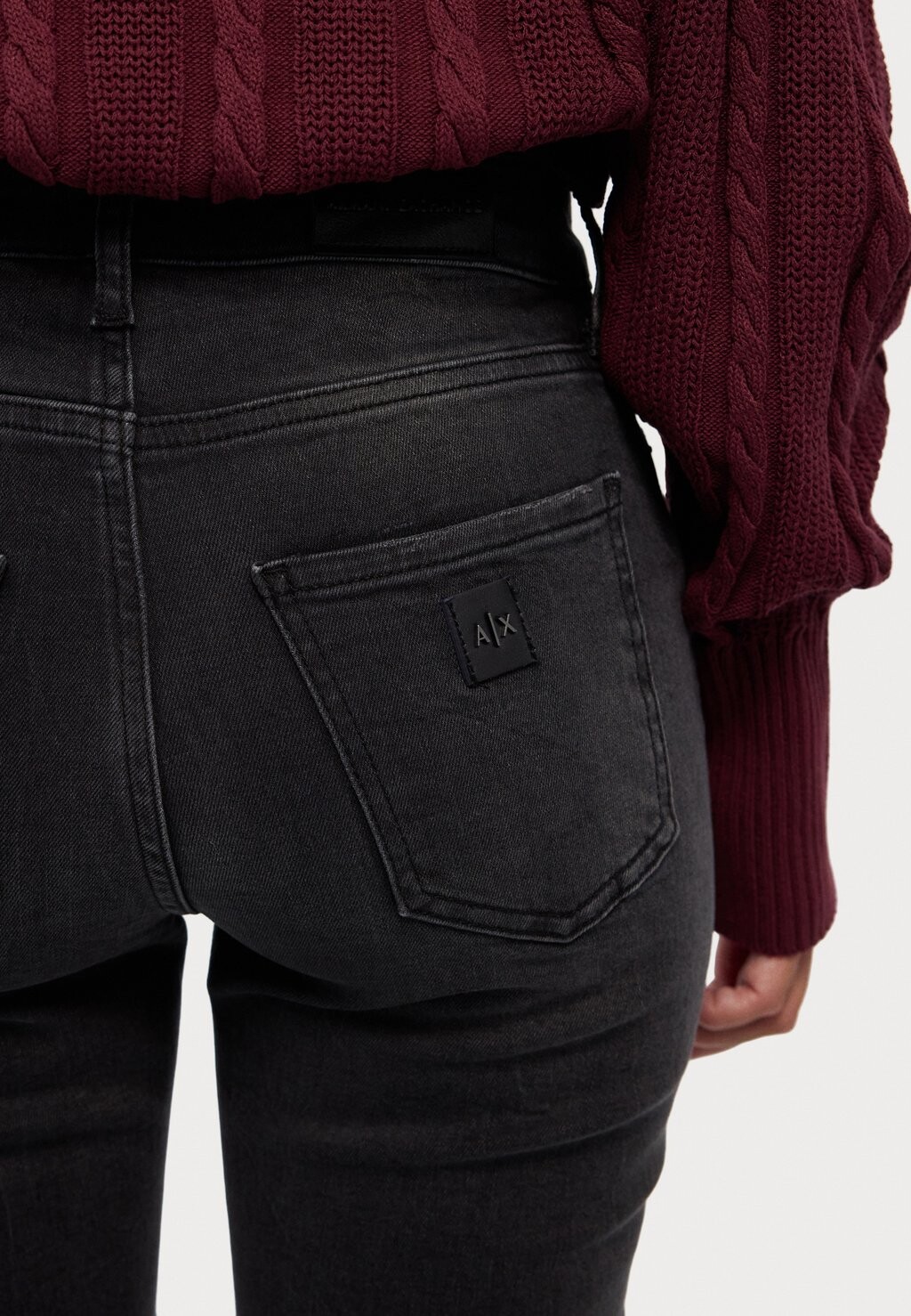 Джинсы скинни TASCHE Armani Exchange, цвет Black Denim
Джинсы скинни TASCHE Armani Exchange, цвет Black Denim