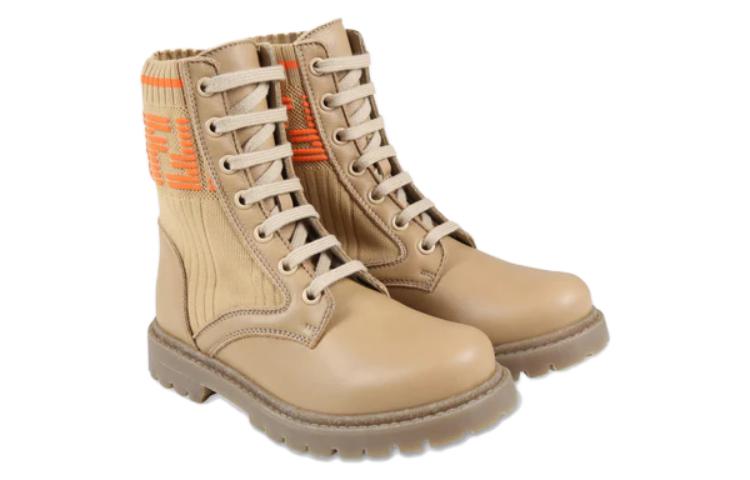 Детские кожаные ботинки Kids FENDI, бежевые
Детские кожаные ботинки Kids FENDI, бежевые