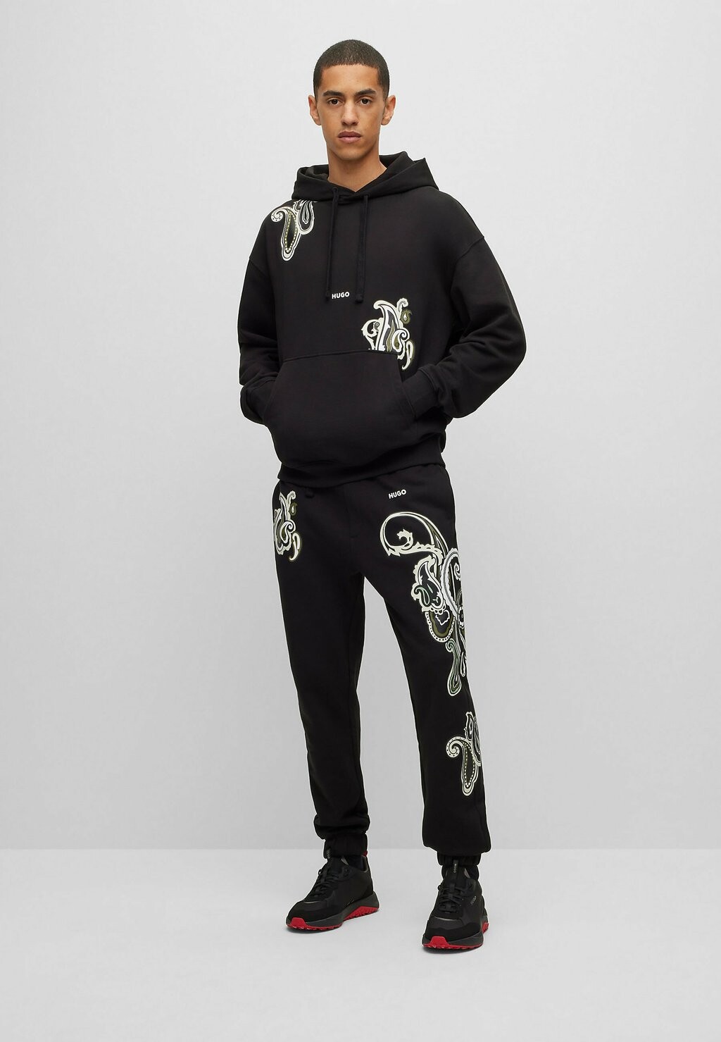 Низкие кроссовки KANE HUGO, шесть черных, Черный, Низкие кроссовки KANE HUGO, шесть черных
Низкие кроссовки KANE HUGO, шесть черных, Черный, Низкие кроссовки KANE HUGO, шесть черных