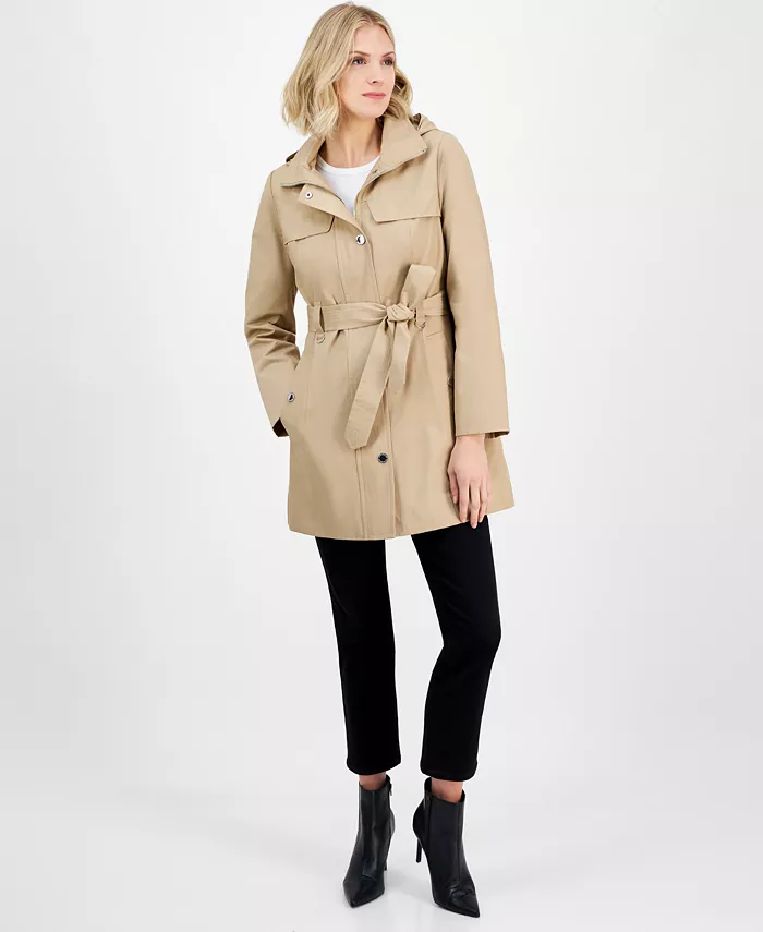 Женское худи-тренч с молнией спереди и поясом London Fog, коричневый/бежевый
Женское худи-тренч с молнией спереди и поясом London Fog, коричневый/бежевый