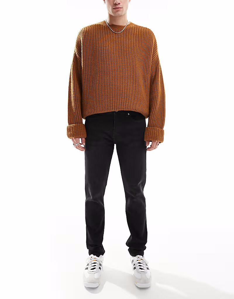 Джинсы DTT стрейч узкие, черного цвета
Джинсы DTT стрейч узкие, черного цвета