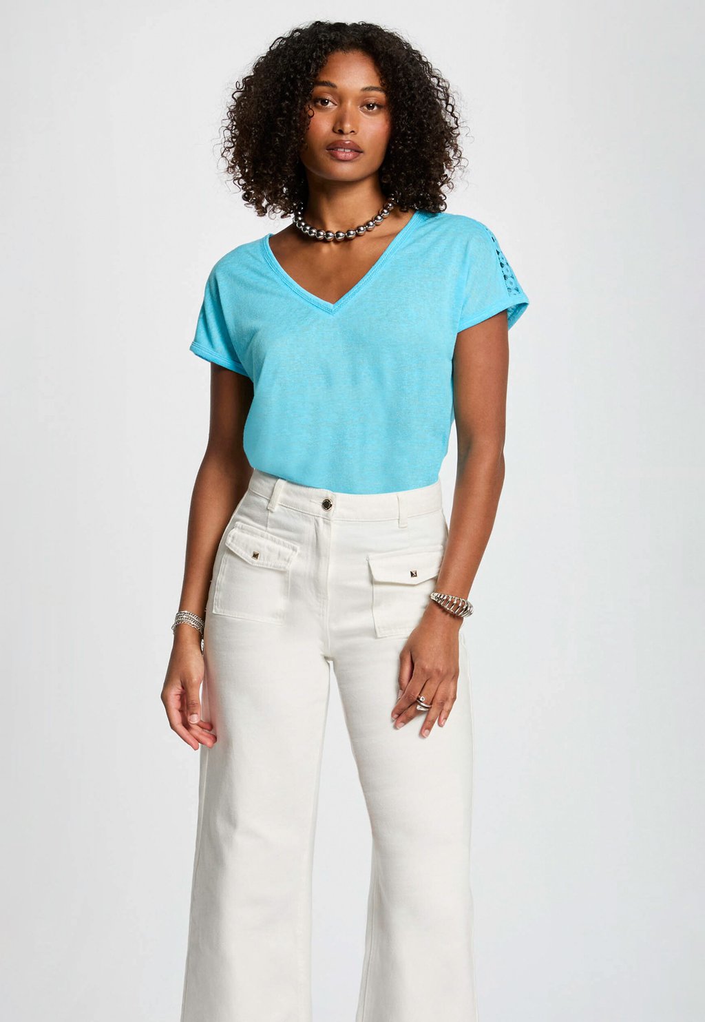 Футболка с принтом SHORT-SLEEVED Morgan, светло-голубой
Футболка с принтом SHORT-SLEEVED Morgan, светло-голубой