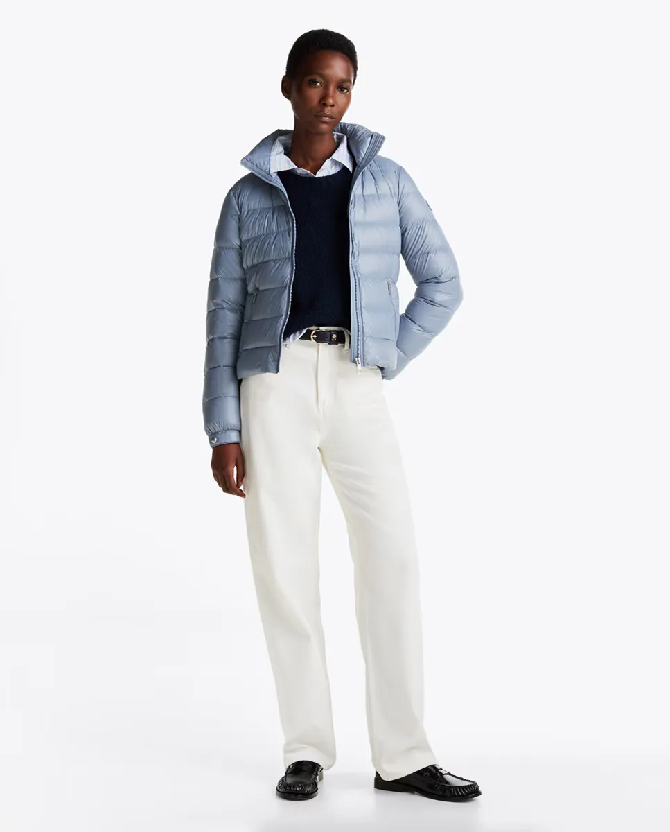 Женский пуховик с высоким воротником и застежкой-молнией Tommy Hilfiger, светло-голубой
Женский пуховик с высоким воротником и застежкой-молнией Tommy Hilfiger, светло-голубой