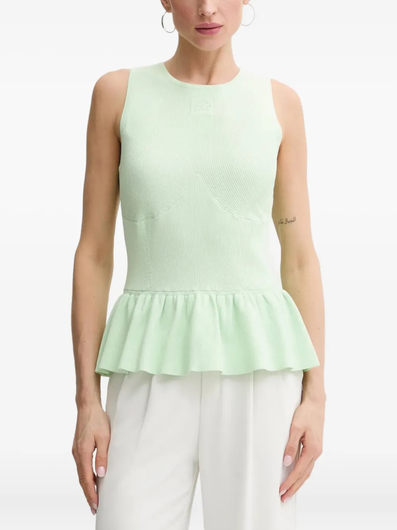 Ребристый топ с баской от Karl Lagerfeld, зеленый
Ребристый топ с баской от Karl Lagerfeld, зеленый