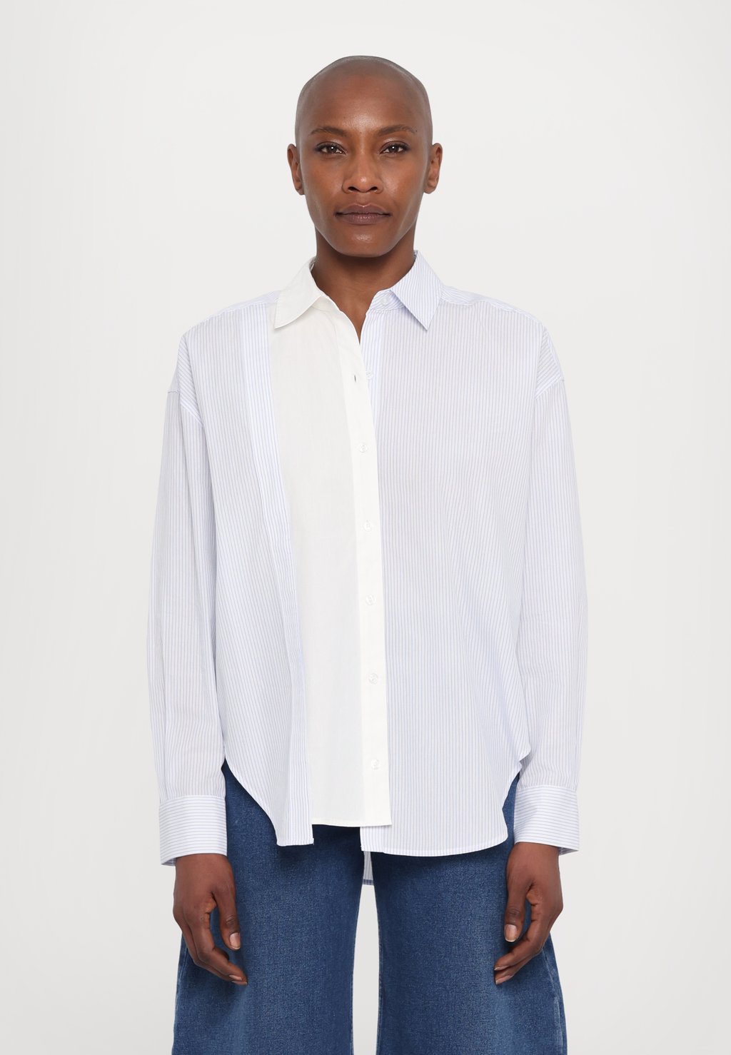 Блузка на пуговицах DAISY SHIRT DESIGNERS REMIX, синий
Блузка на пуговицах DAISY SHIRT DESIGNERS REMIX, синий