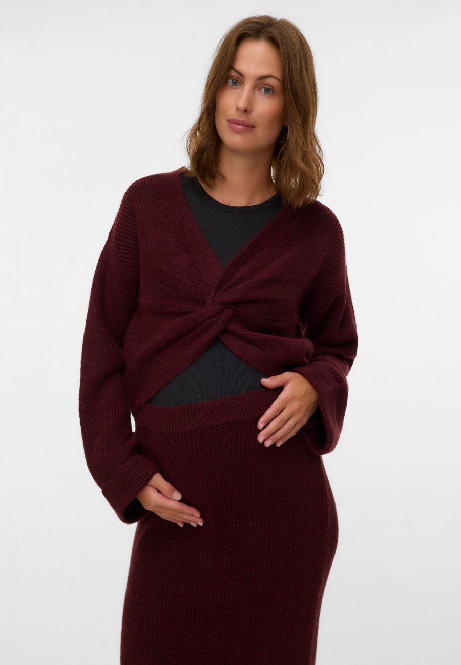 Джемпер MAMALICIOUS MLSVALA CROP, Winetasting Detail:Melange/Bordeaux
Джемпер MAMALICIOUS MLSVALA CROP, Winetasting Detail:Melange/Bordeaux