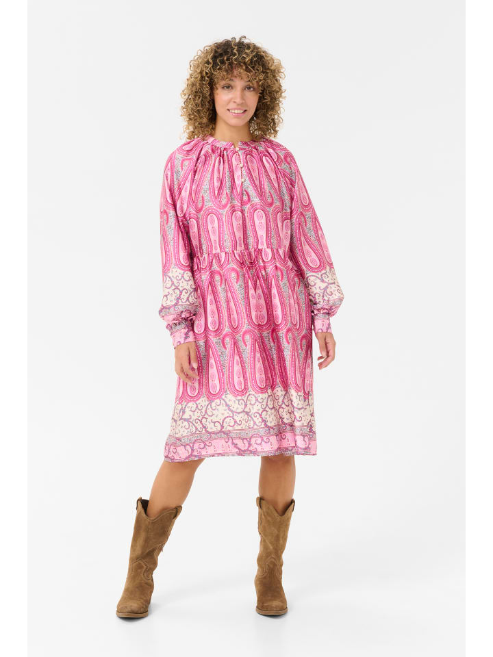 Платье до колена Cream
Платье до колена Cream