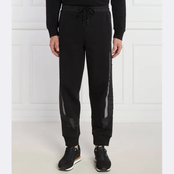 Спортивные брюки Hadikon стандартного кроя Boss, черный
Спортивные брюки Hadikon стандартного кроя Boss, черный