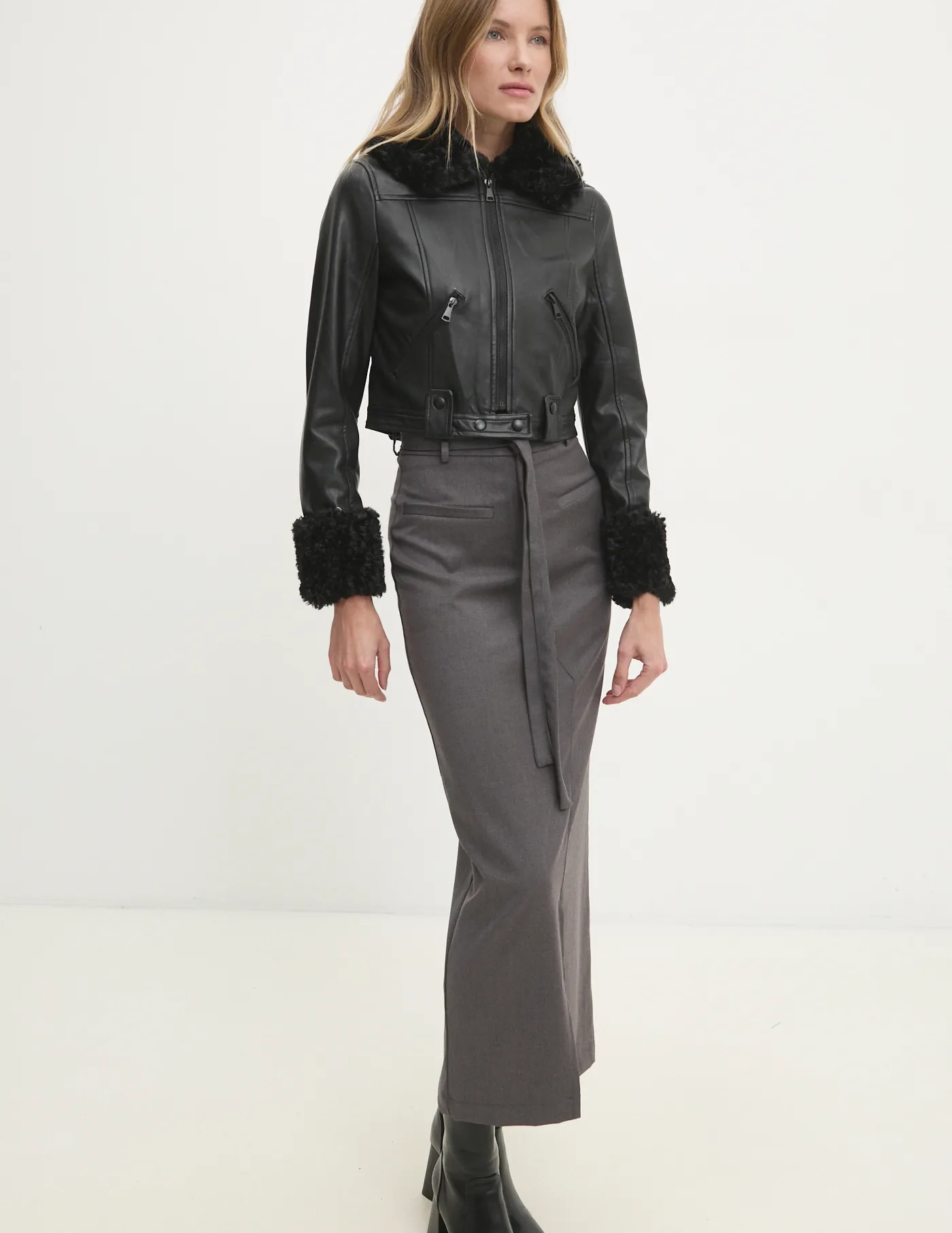 Куртка Answear Lab, черный
Куртка Answear Lab, черный