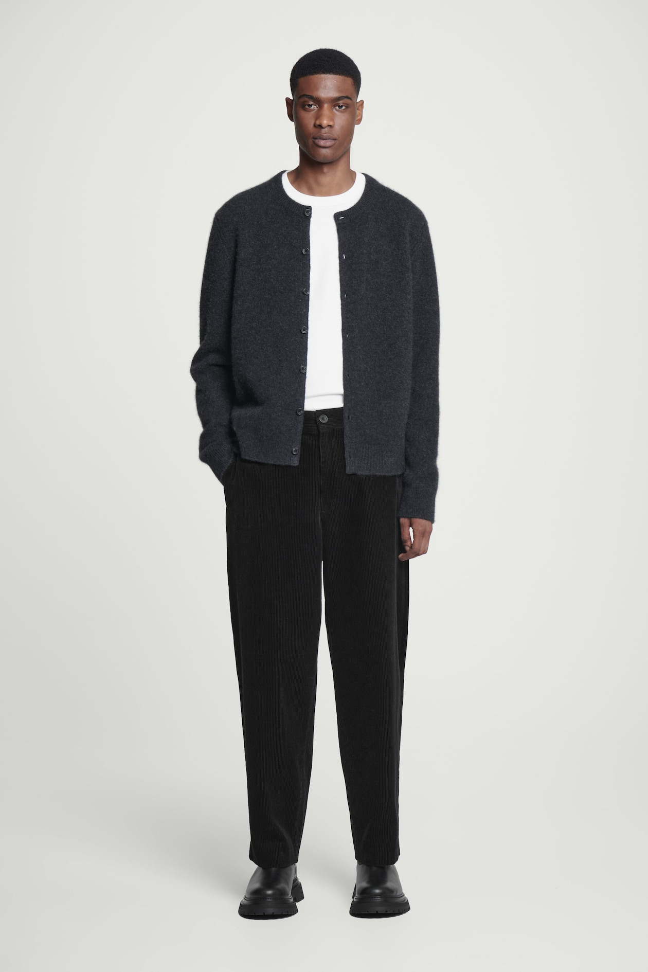 Кожаные мотоциклетные ботинки COS, черный
Кожаные мотоциклетные ботинки COS, черный