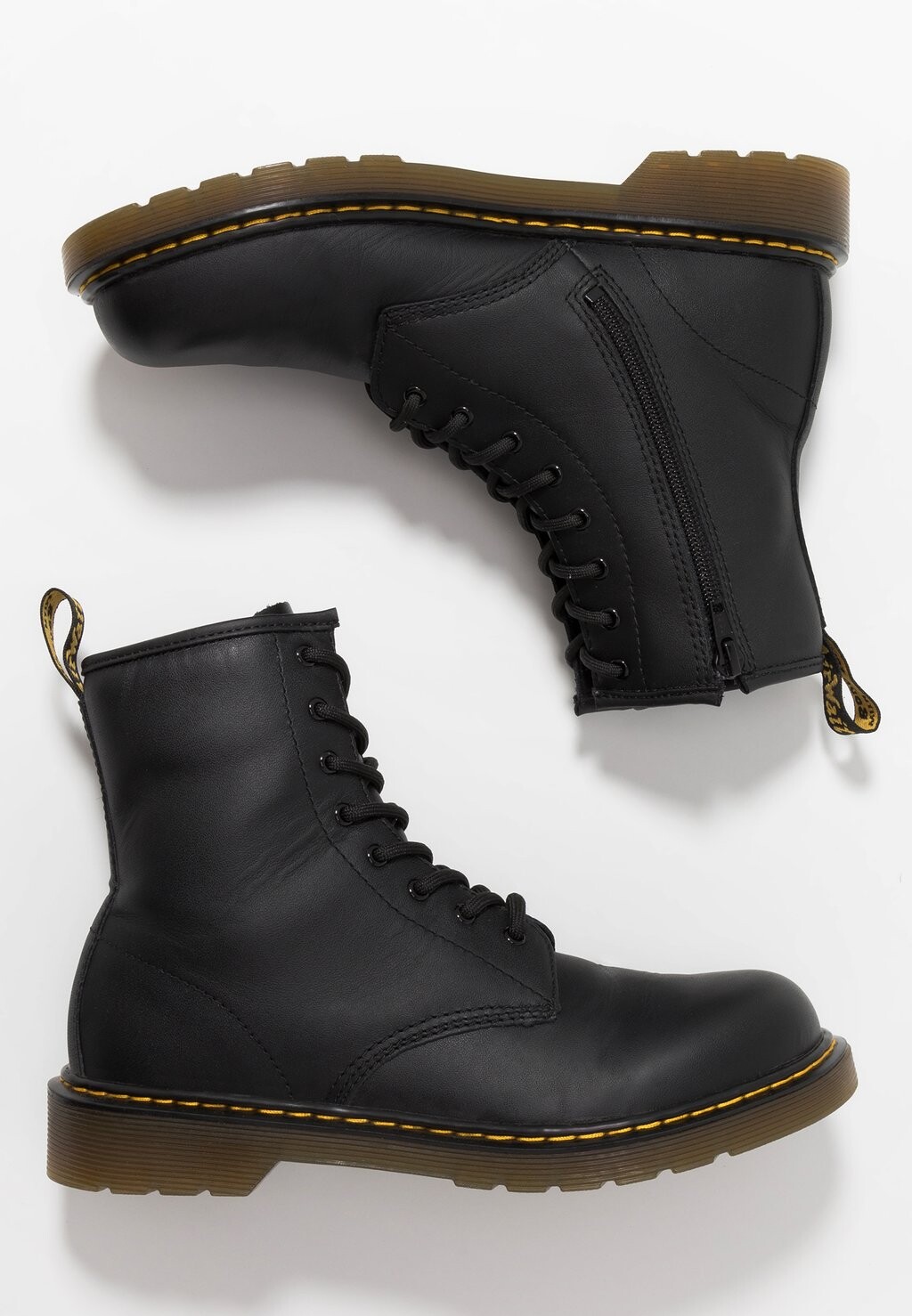 Ботильоны 1460 Y SOFTY Dr. Martens, цвет black
Ботильоны 1460 Y SOFTY Dr. Martens, цвет black