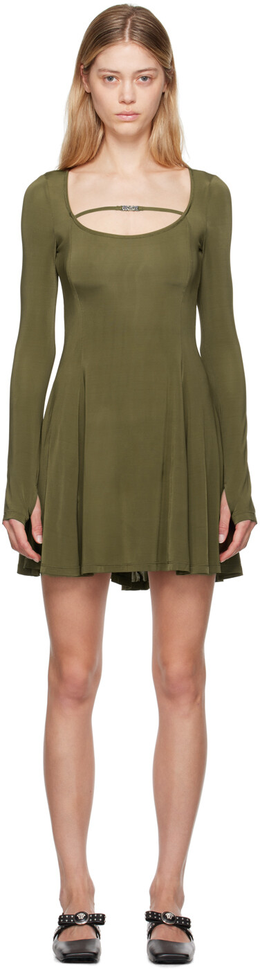 Расклешенное мини-платье цвета хаки Versace Jeans Couture
Расклешенное мини-платье цвета хаки Versace Jeans Couture