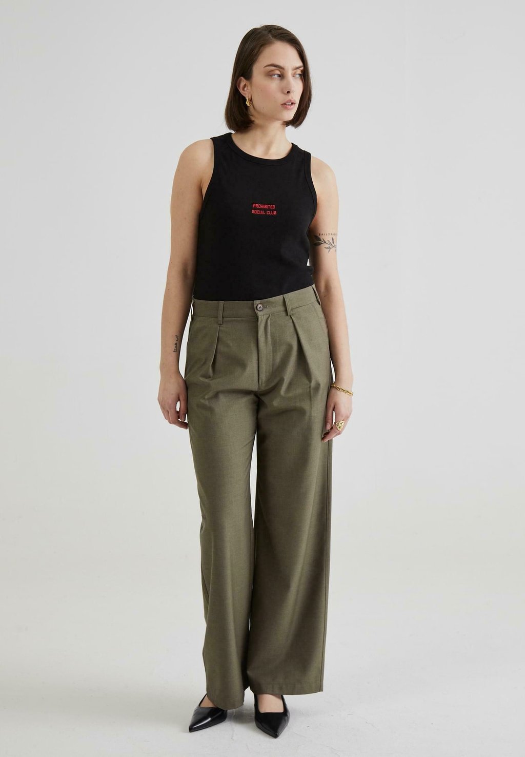 Майка UNISEX PROHIBITED, черный
Майка UNISEX PROHIBITED, черный