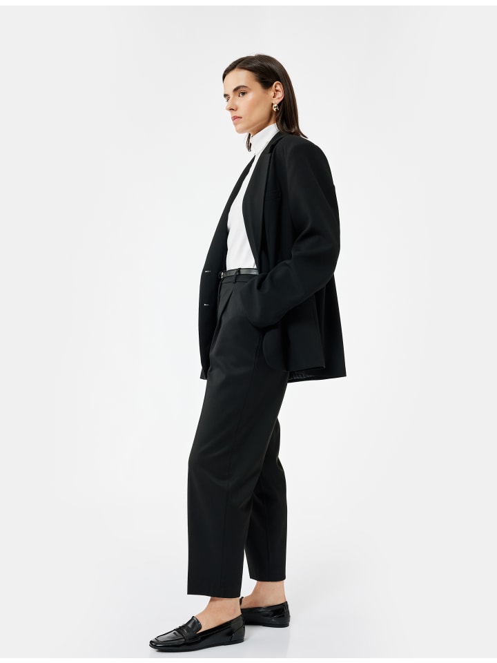 Брюки черного цвета KOTON
Брюки черного цвета KOTON