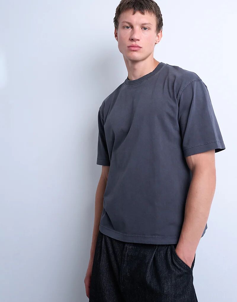 Футболка Topman обычного укороченного кроя цвета стираного угля
Футболка Topman обычного укороченного кроя цвета стираного угля