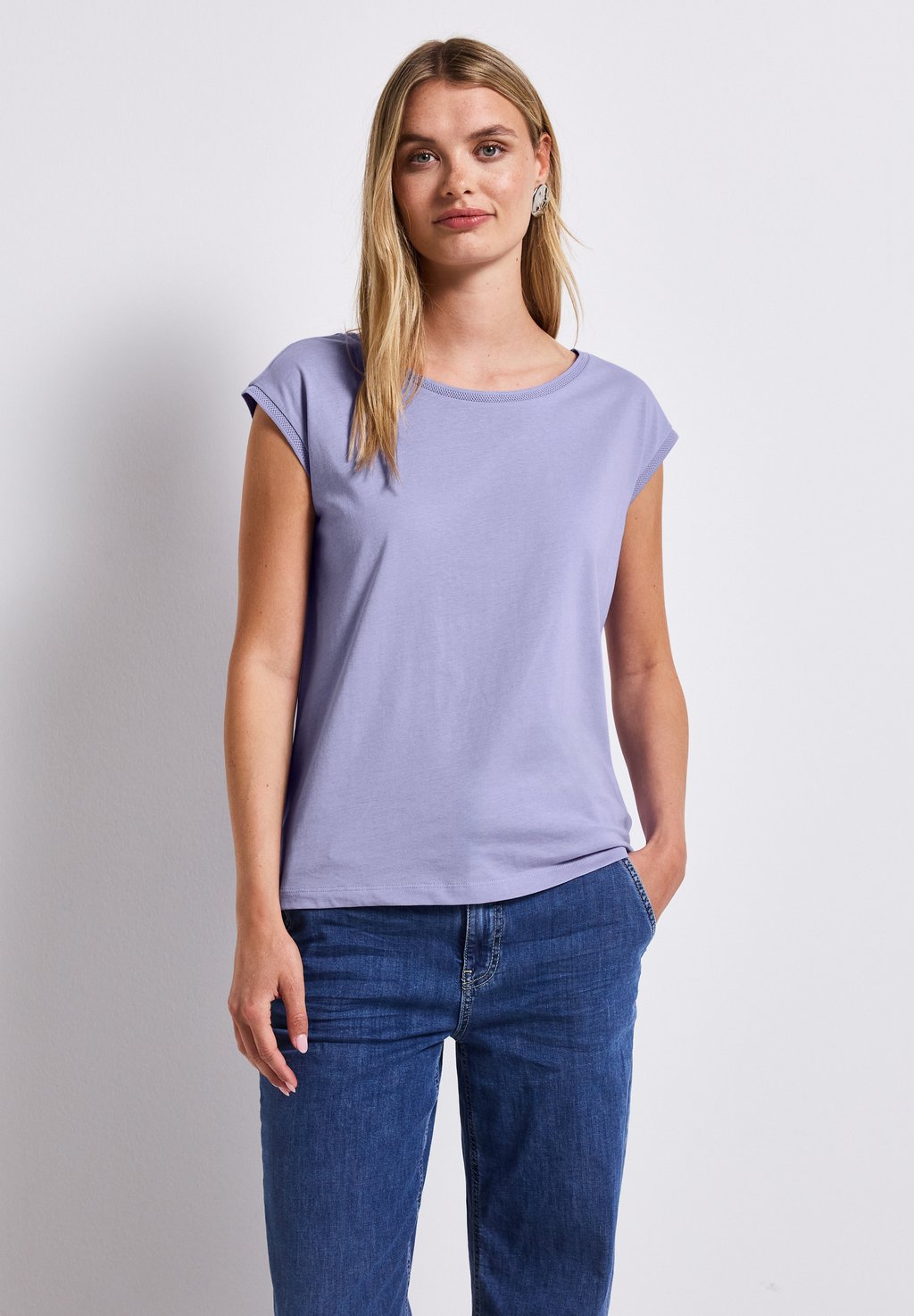 Базовая футболка Street One, цвет Lila 
Базовая футболка Street One, цвет Lila