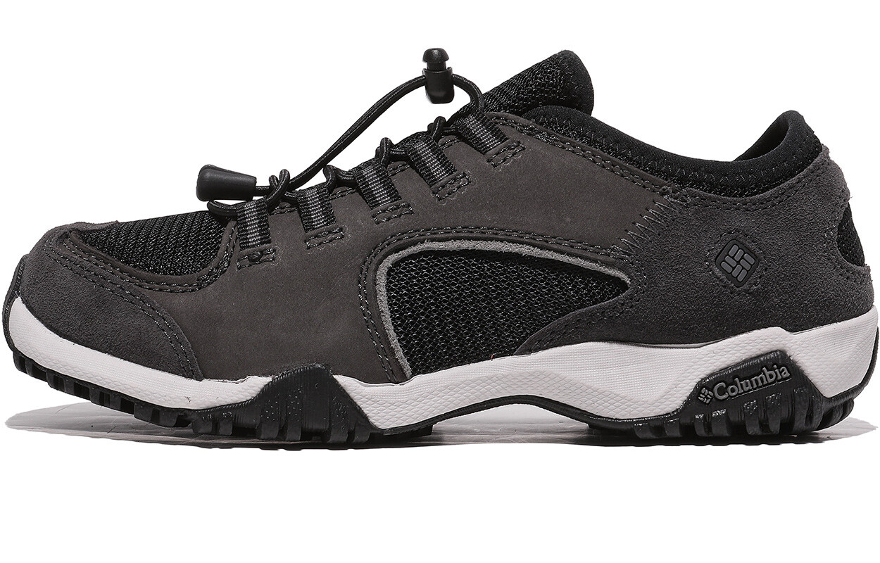 Кроссовки для активного отдыха женские низкие черные/белые Columbia
Кроссовки для активного отдыха женские низкие черные/белые Columbia