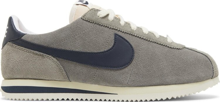 Кроссовки Cortez '23 'Georgetown' size Exclusive, серый
Кроссовки Cortez '23 'Georgetown' size Exclusive, серый
