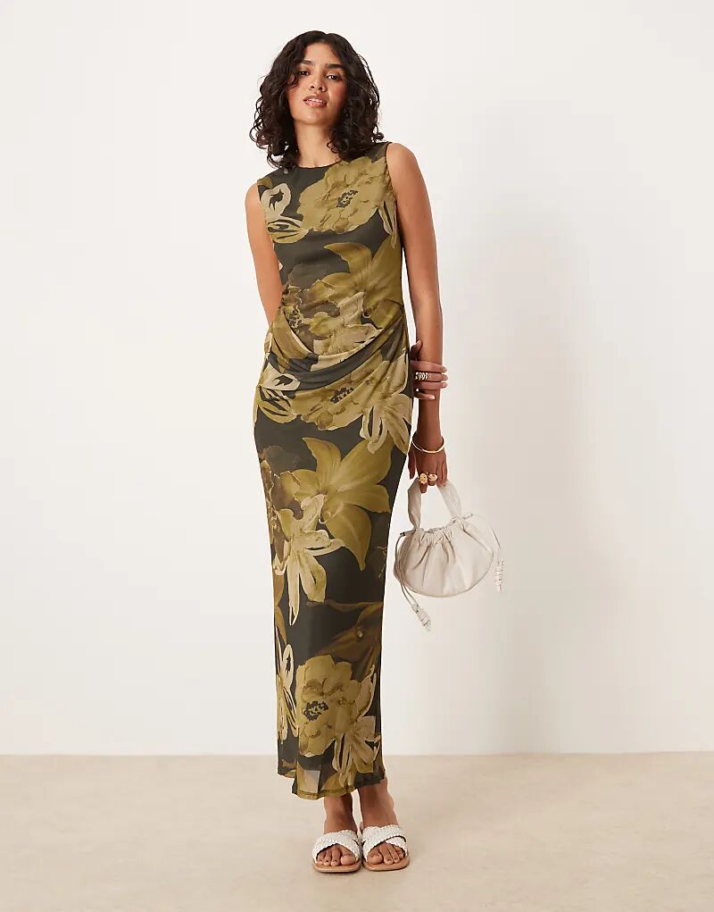 Платье миди ASOS DESIGN без рукавов с присборенной талией коричневого цвета с увеличенным цветочным принтом
Платье миди ASOS DESIGN без рукавов с присборенной талией коричневого цвета с увеличенным цветочным принтом