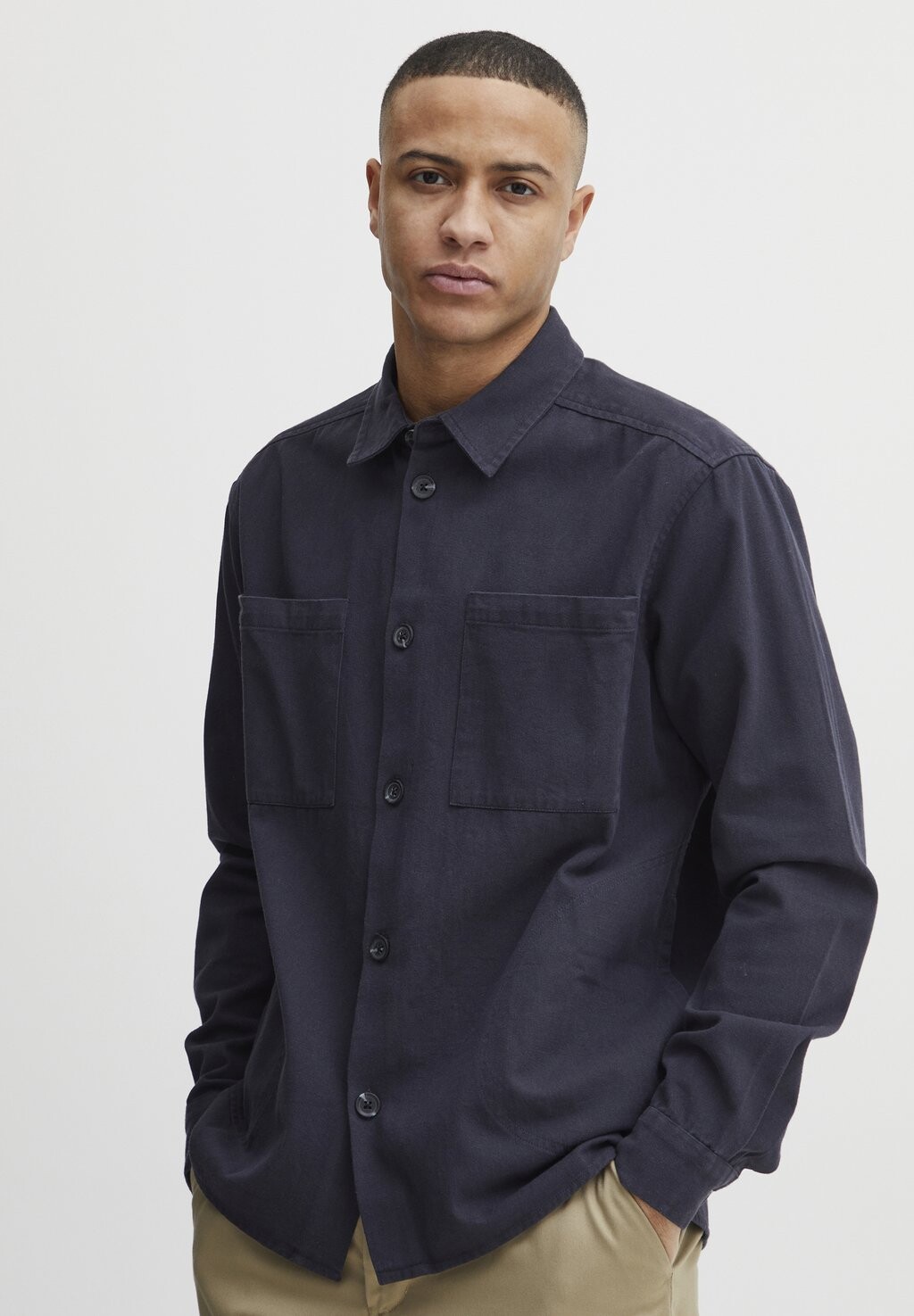 Рубашка FIDEL Solid, цвет insignia blue
Рубашка FIDEL Solid, цвет insignia blue