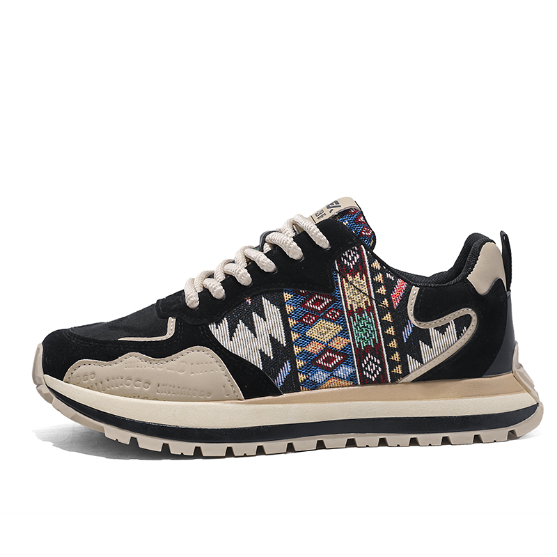 Низкие повседневные кроссовки для мужчин Frank Mully, черный
Низкие повседневные кроссовки для мужчин Frank Mully, черный