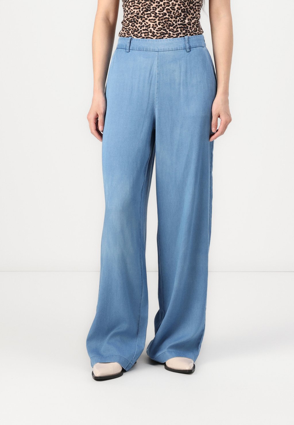 Брюки VIBISTA WIDE PANTS VILA, деним
Брюки VIBISTA WIDE PANTS VILA, деним