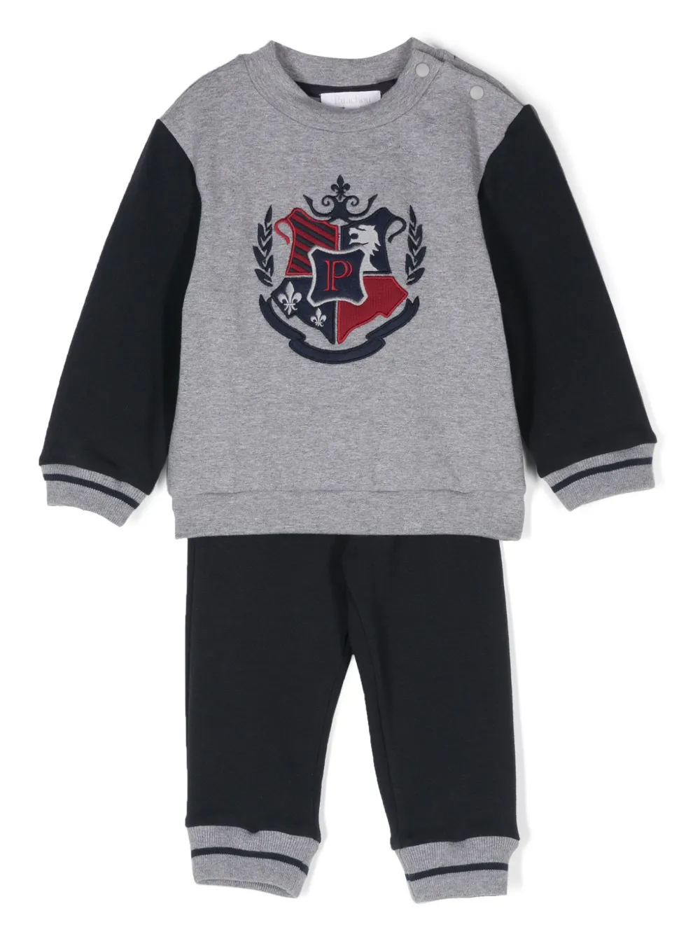 Спортивный костюм с вышитым логотипом Patachou, серый
Спортивный костюм с вышитым логотипом Patachou, серый