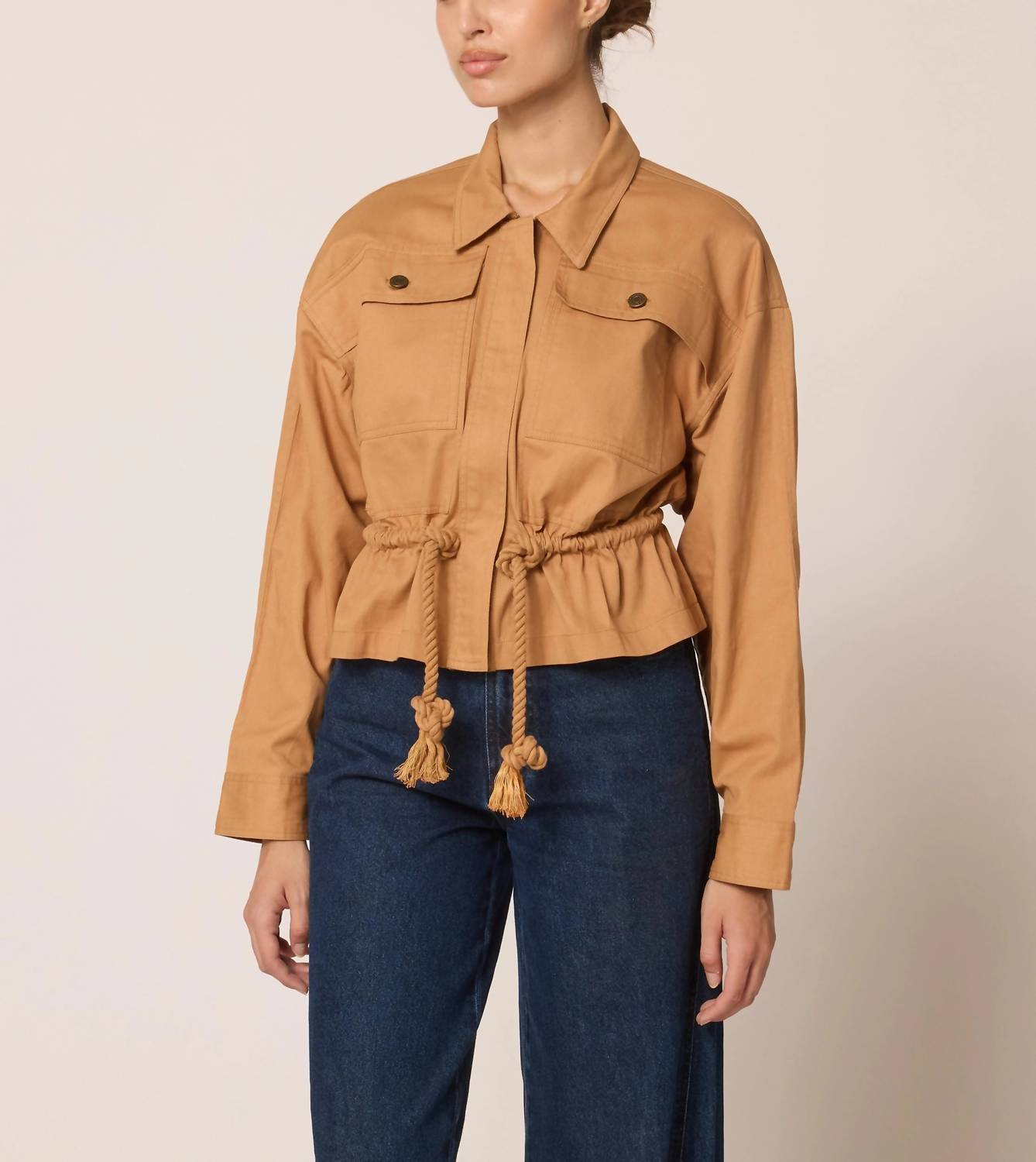 Куртка Jasper в цвете бисквит Cleobella, Biscuit
Куртка Jasper в цвете бисквит Cleobella, Biscuit