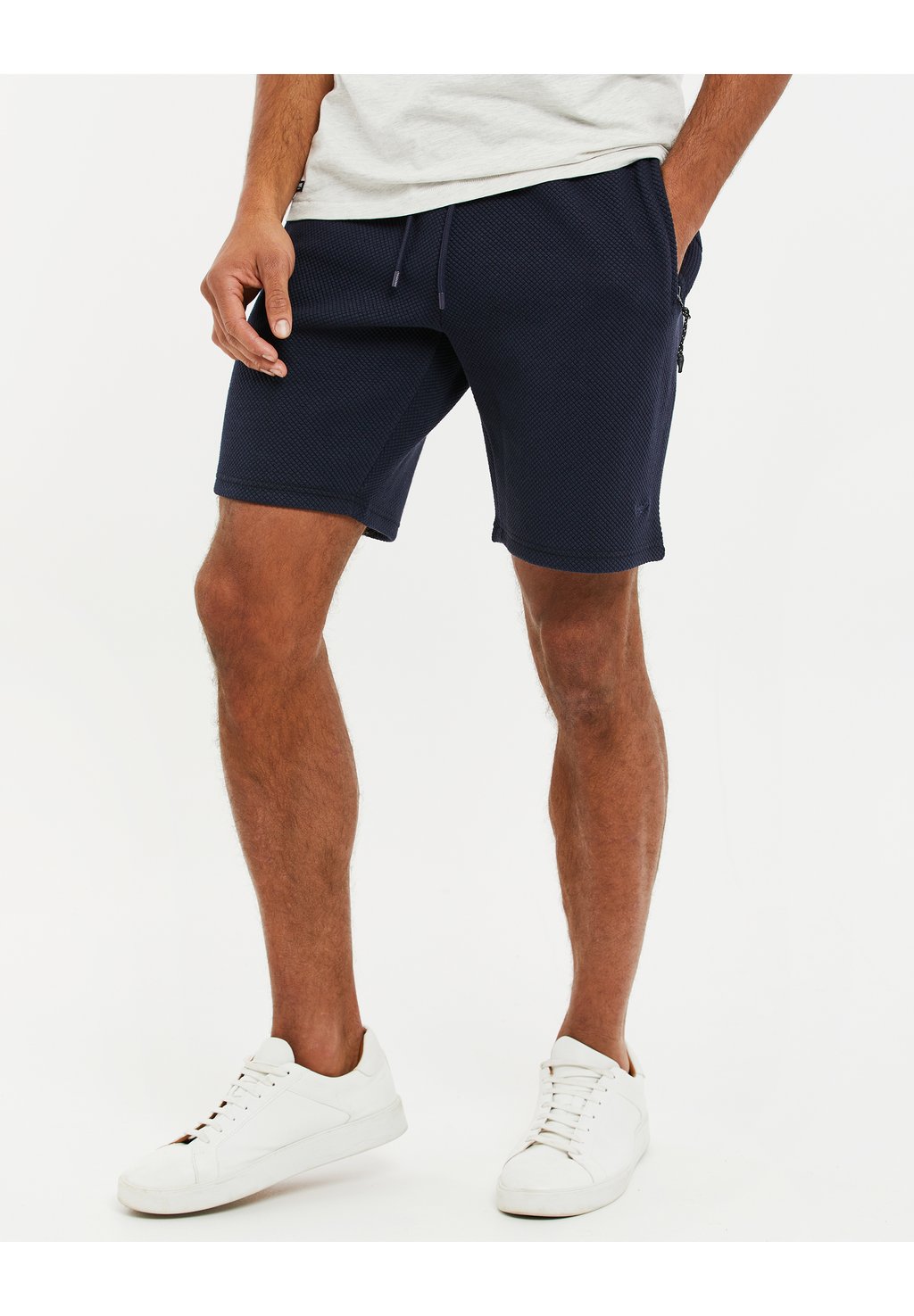 Шорты THBFERGIE Threadbare, темно-синий
Шорты THBFERGIE Threadbare, темно-синий