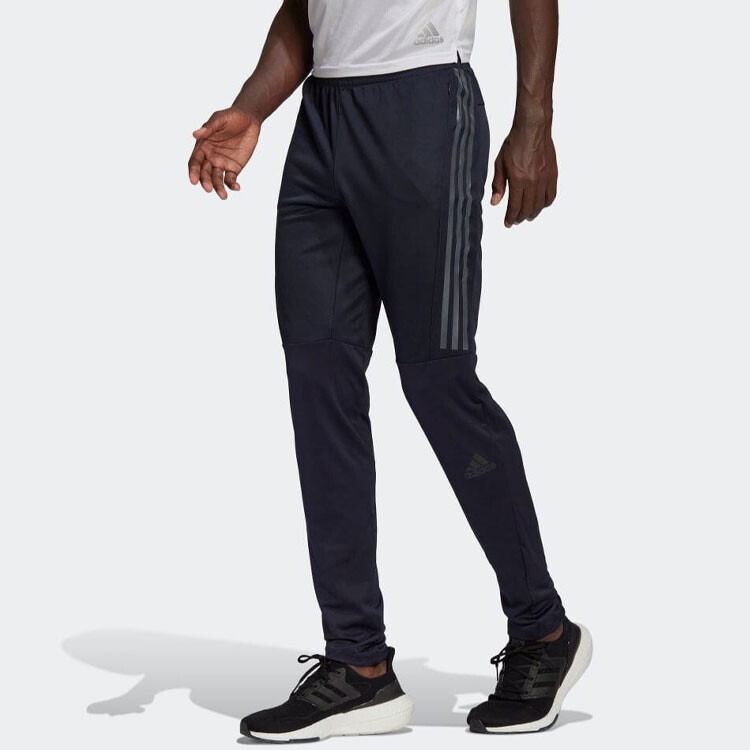 Трикотажные спортивные штаны мужские Legend Ink Adidas, синий
Трикотажные спортивные штаны мужские Legend Ink Adidas, синий