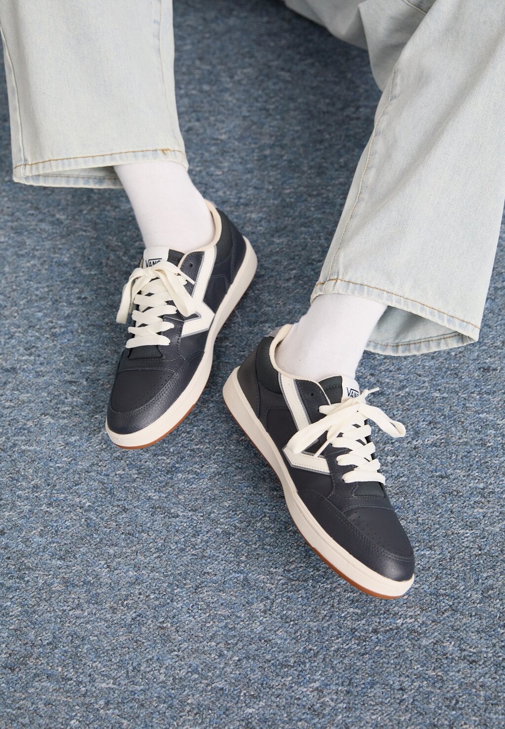 Кроссовки LOWLAND CC UNISEX Vans, антрацит, Черный, Кроссовки LOWLAND CC UNISEX Vans, антрацит
Кроссовки LOWLAND CC UNISEX Vans, антрацит, Черный, Кроссовки LOWLAND CC UNISEX Vans, антрацит