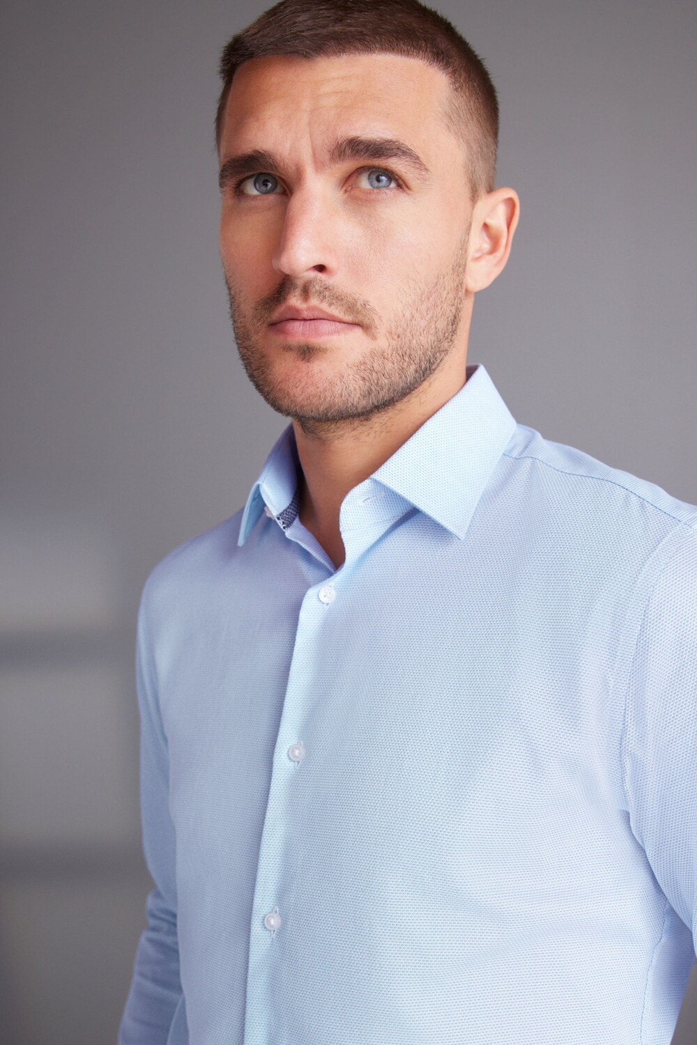 Текстурная рубашка Signature с декоративной окантовкой Next, синий
Текстурная рубашка Signature с декоративной окантовкой Next, синий