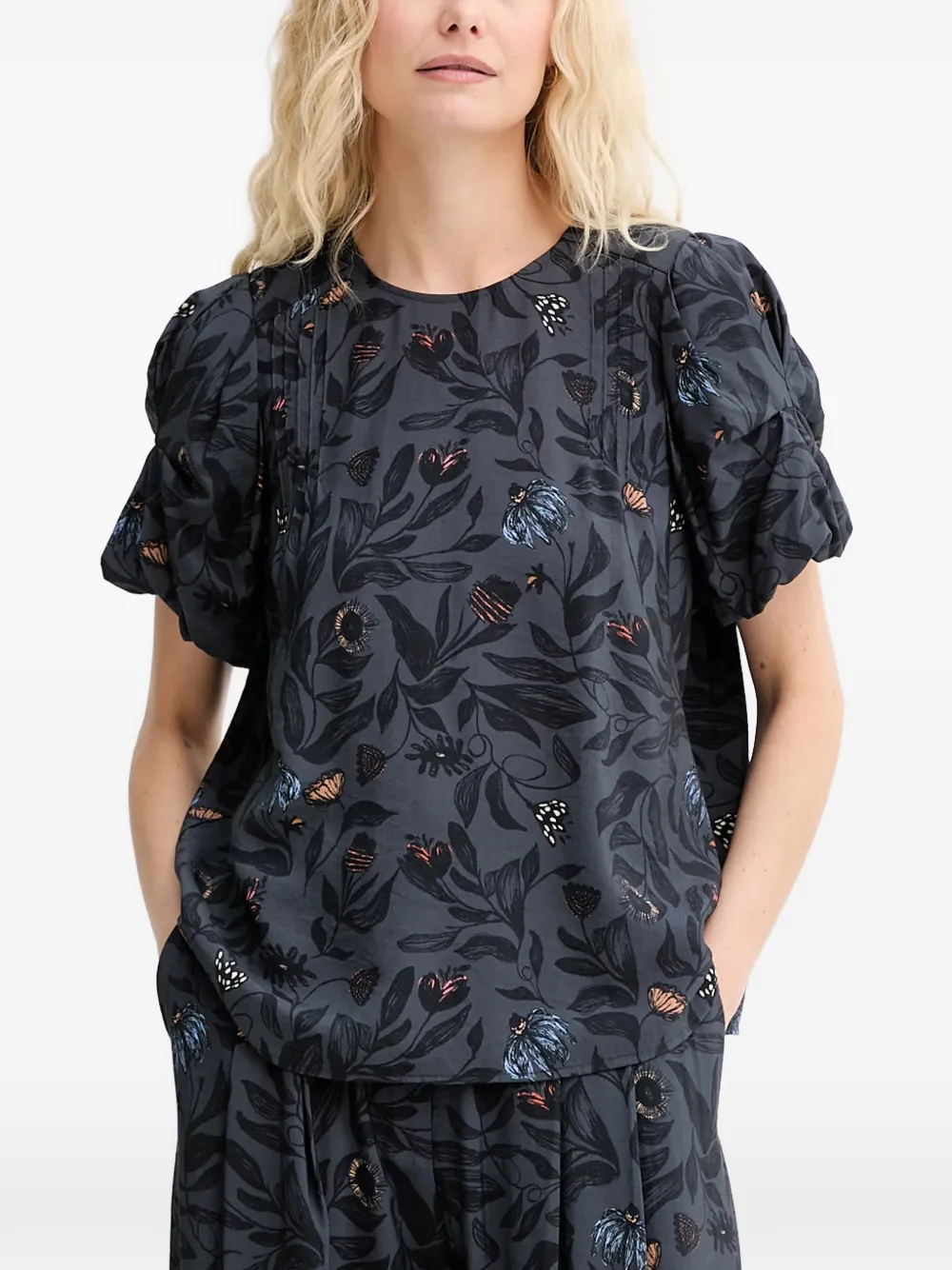 Блузка Lustanna с цветочным принтом и пышными рукавами Munthe, серый
Блузка Lustanna с цветочным принтом и пышными рукавами Munthe, серый