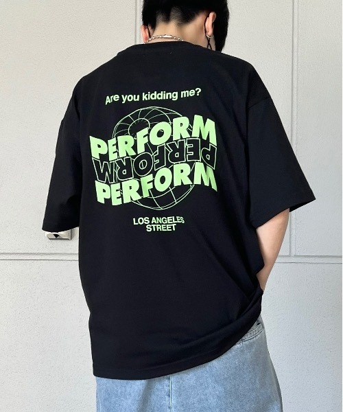 Футболка свободного кроя с коротким рукавом, унисекс, с логотипом на спине ILL'S, черный
Футболка свободного кроя с коротким рукавом, унисекс, с логотипом на спине ILL'S, черный