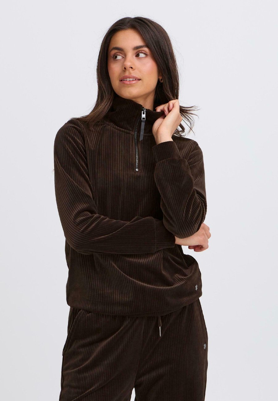 Толстовка Oxmo OXEBBA TROYER, Coffee Bean/Brown
Толстовка Oxmo OXEBBA TROYER, Coffee Bean/Brown