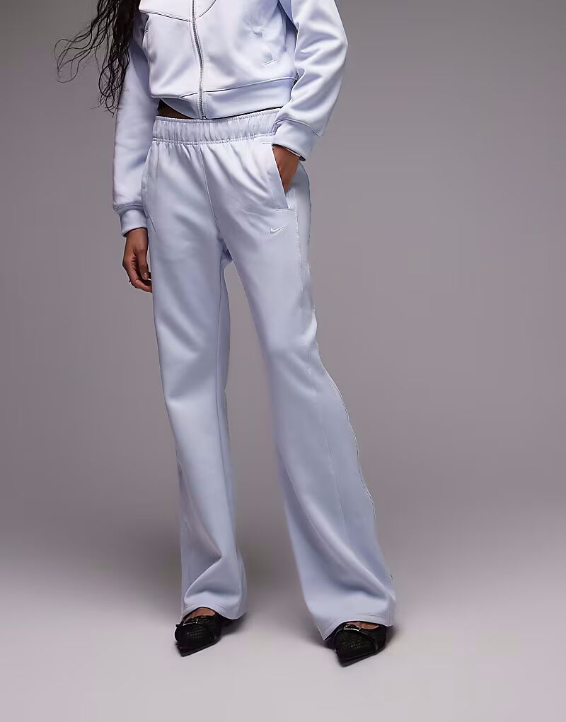 Брюки Trend с высокой талией светло-синего цвета Nike
Брюки Trend с высокой талией светло-синего цвета Nike