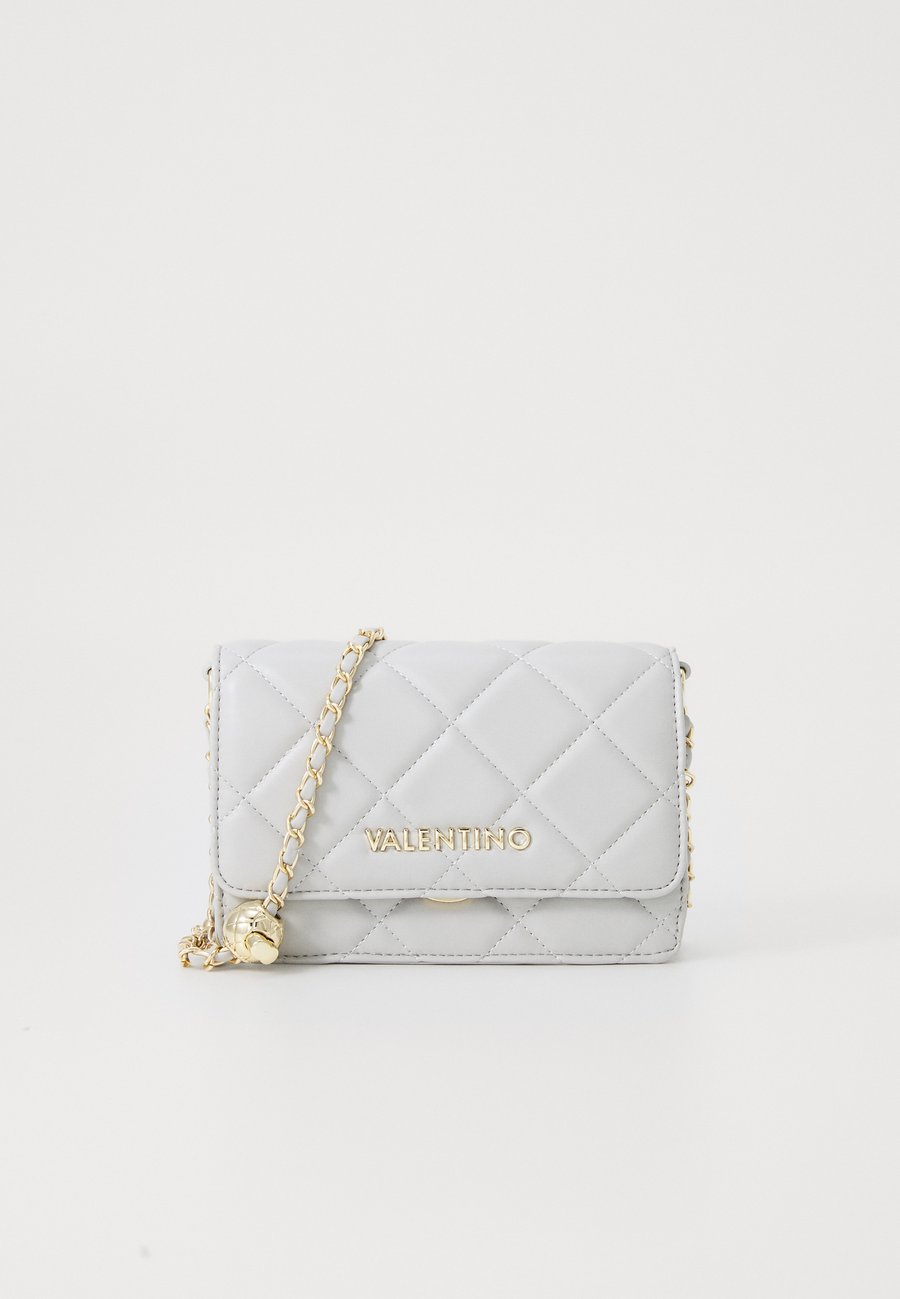 Сумка кросс-боди Valentino Bags OCARINA, Perla/Off-White
Сумка кросс-боди Valentino Bags OCARINA, Perla/Off-White