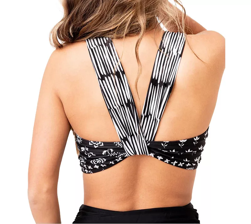 Nani Swimwear Женский укороченный купальник с V-образным вырезом Switch, цвет Oasis
Nani Swimwear Женский укороченный купальник с V-образным вырезом Switch, цвет Oasis