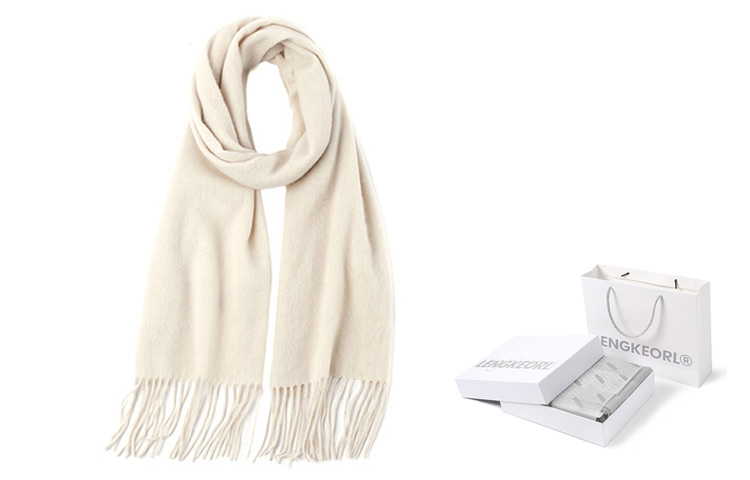 Шерстяной вязаный шарф унисекс красный LENGKEORL, китайский красный
Шерстяной вязаный шарф унисекс красный LENGKEORL, китайский красный