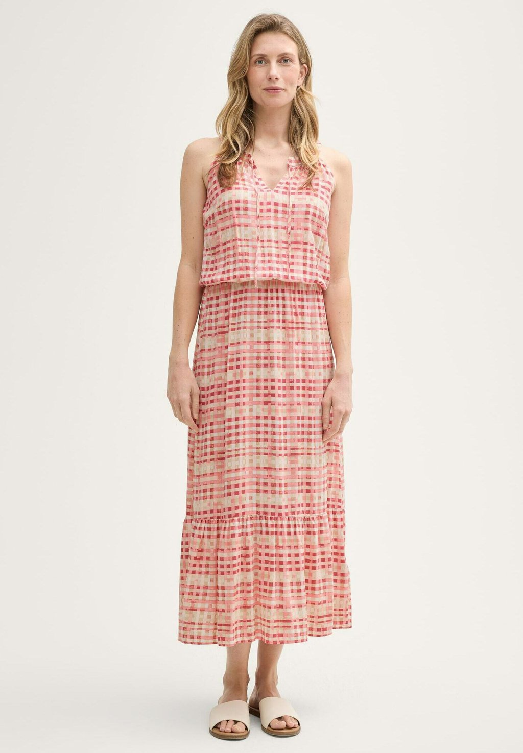 Повседневное платье MIT MUSTER TOM TAILOR, лососево-розовый
Повседневное платье MIT MUSTER TOM TAILOR, лососево-розовый