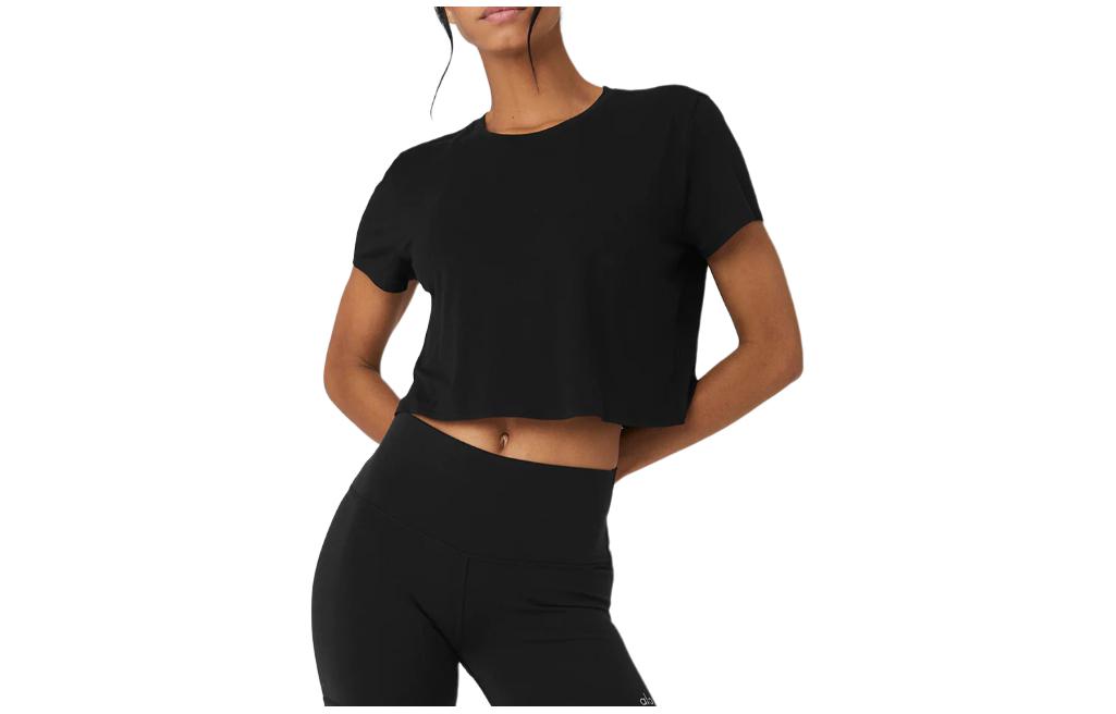 Футболка женская с круглым вырезом, умеренно прямого кроя Alo Yoga, черный
Футболка женская с круглым вырезом, умеренно прямого кроя Alo Yoga, черный