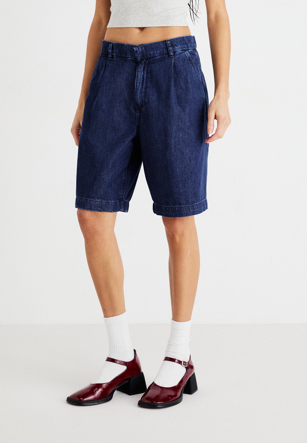 Джинсовые шорты BERMUDA GAP, темно-синий
Джинсовые шорты BERMUDA GAP, темно-синий