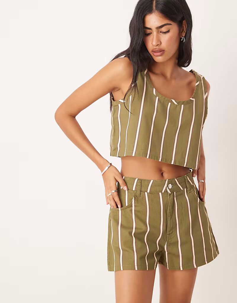 Укороченный джинсовый топ в полоску Asos Design, зеленый
Укороченный джинсовый топ в полоску Asos Design, зеленый
