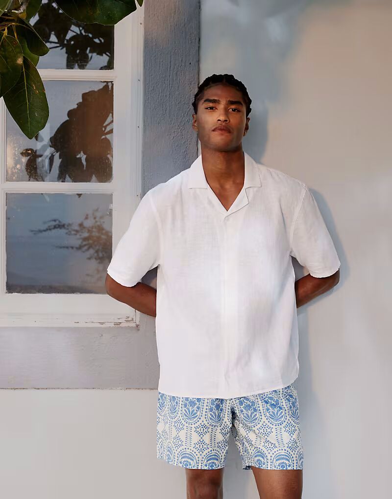 Текстурированная рубашка Hollister с коротким рукавом белого цвета
Текстурированная рубашка Hollister с коротким рукавом белого цвета