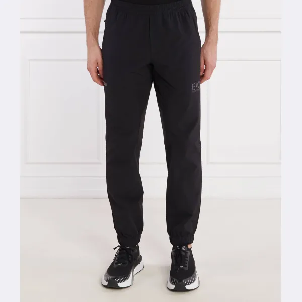 Спортивные брюки стандартного кроя Ea7, черный
Спортивные брюки стандартного кроя Ea7, черный