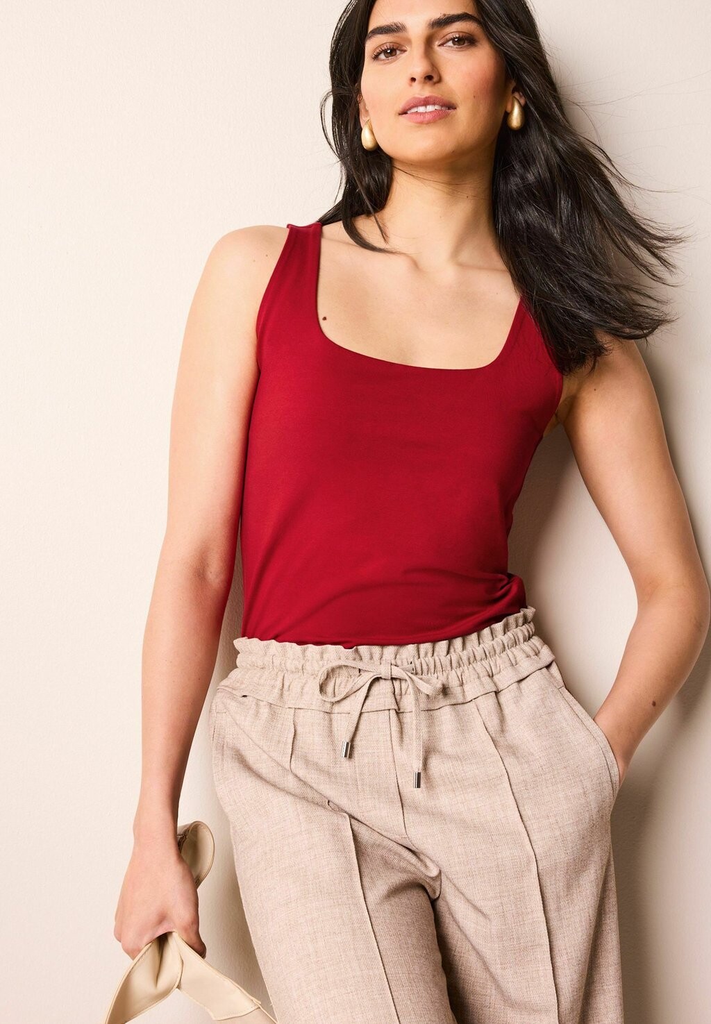 Топ SQUARE NECK STANDARD Next, цвет red
Топ SQUARE NECK STANDARD Next, цвет red