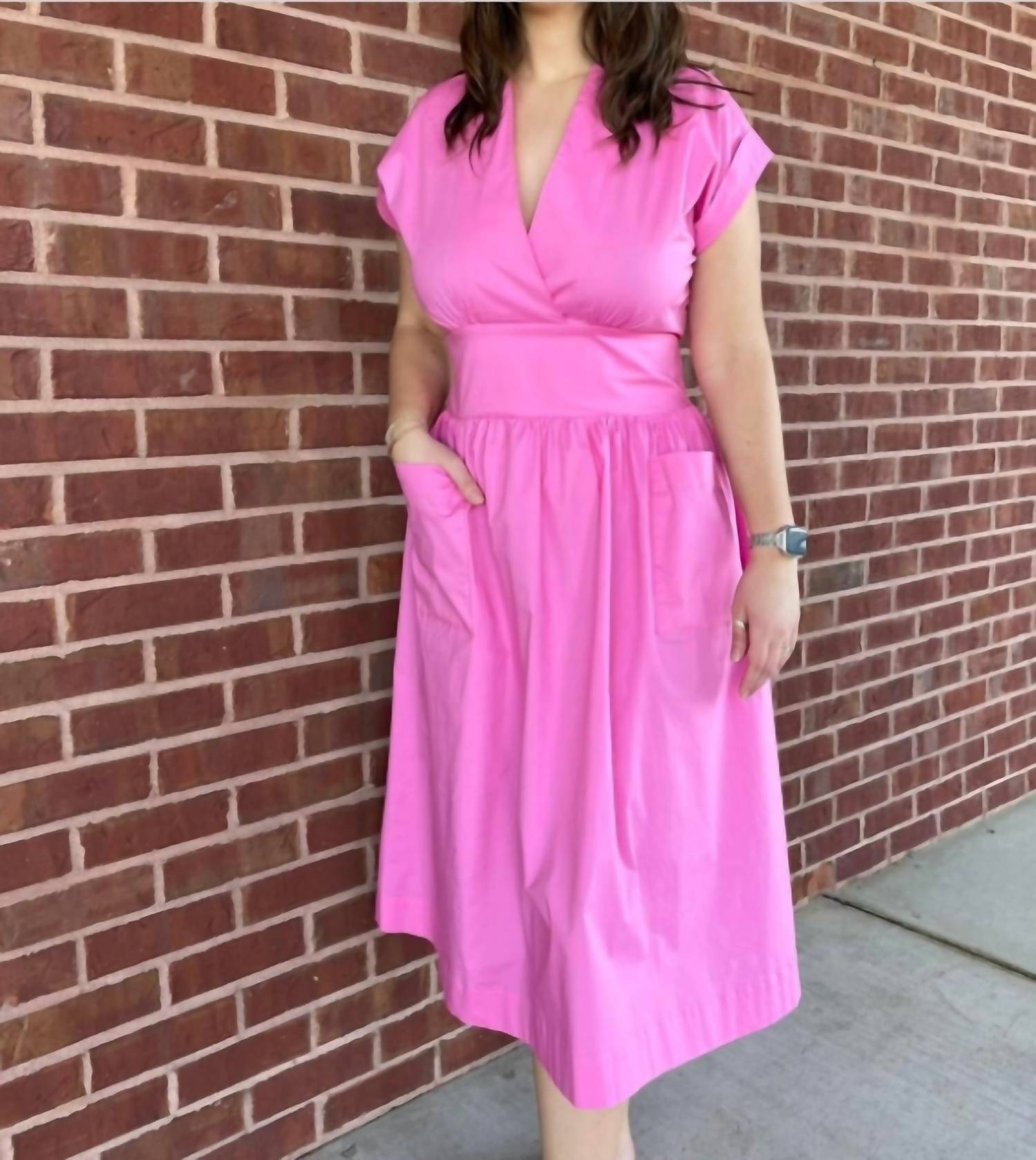 Это потрясающее платье в Авроре FOIL, цвет aurora
Это потрясающее платье в Авроре FOIL, цвет aurora