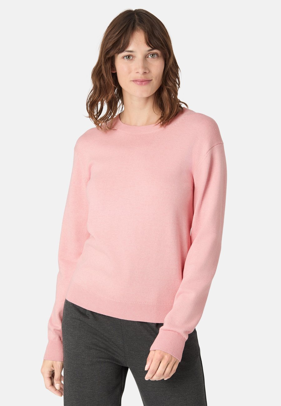 Джемпер Les Lunes KATIIE FINE KNIT, Powder Pink Melange/Mottled Light Pink
Джемпер Les Lunes KATIIE FINE KNIT, Powder Pink Melange/Mottled Light Pink
